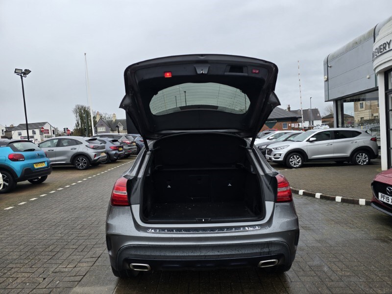 Used Mercedes-Benz GLA 2018 for sale - 77687532: Photo 18