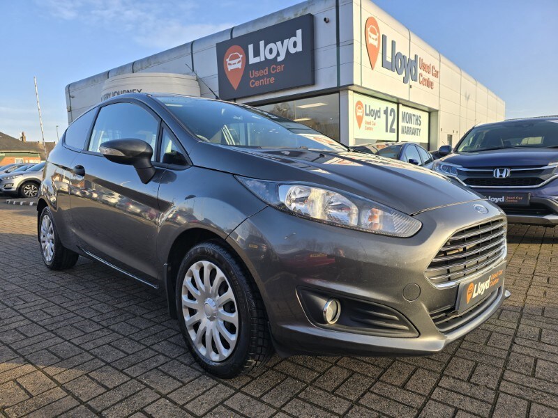 Used Ford Fiesta 2016 for sale - 77653260: Photo 8