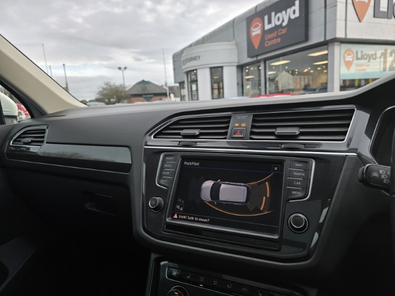 Used Volkswagen Tiguan 2017 for sale - 77207085: Photo 17
