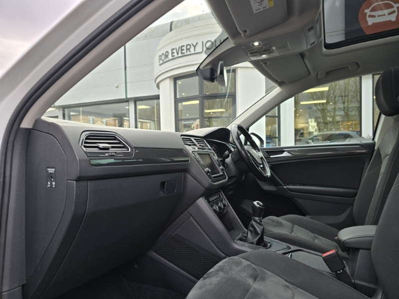 Used Volkswagen Tiguan 2017 for sale - 77207085: Photo 27