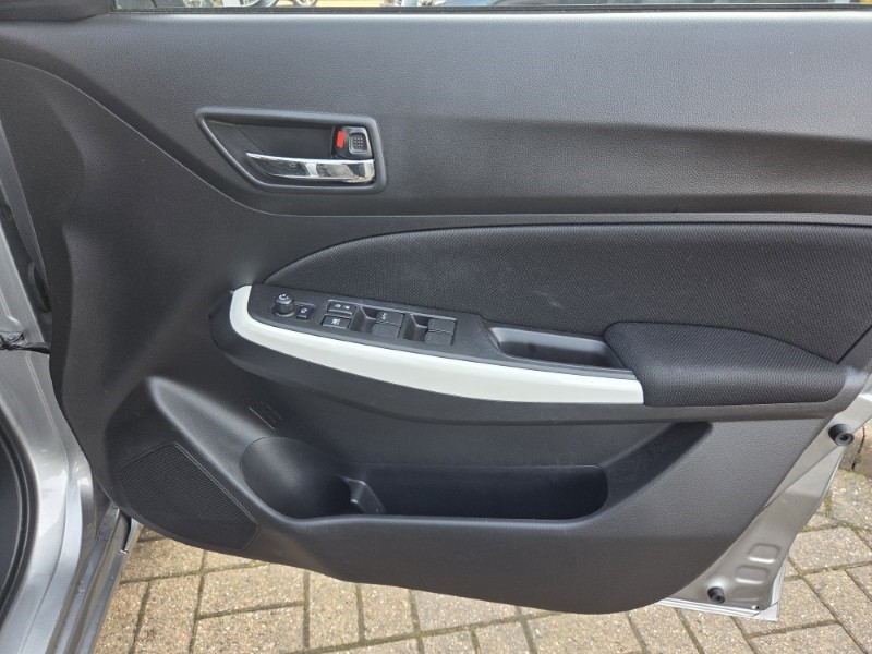 Used Suzuki Swift 2019 for sale - 77975606: Photo 18