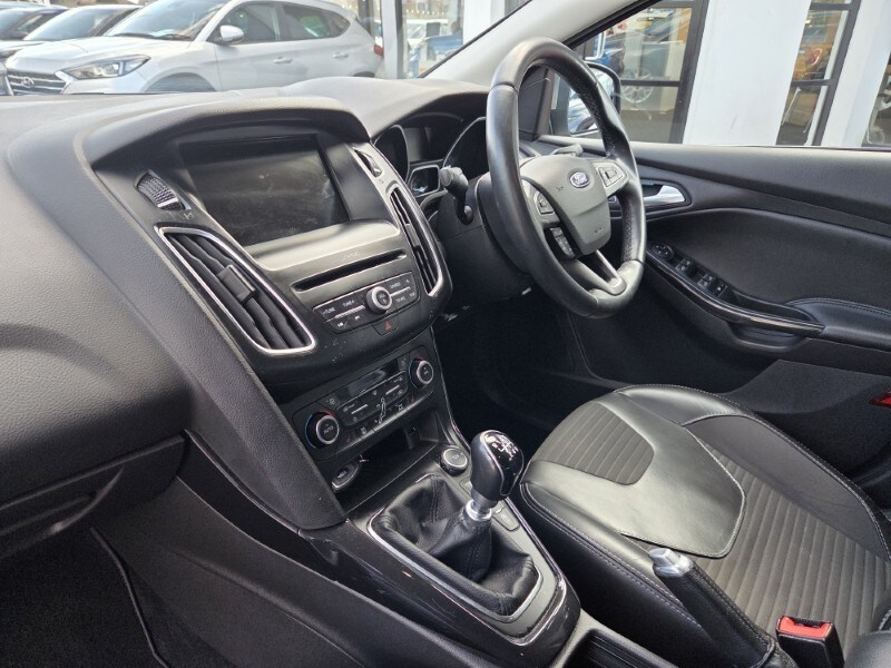 Used Ford Focus 2017 for sale - 77791289: Photo 22