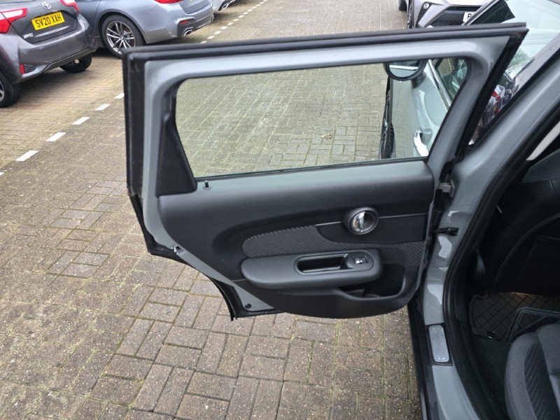 Used MINI Clubman 2016 for sale - 77148040: Photo 21