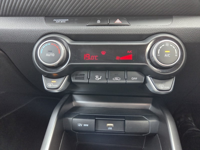 Used Kia Stonic 2024 for sale - 77975602: Photo 33