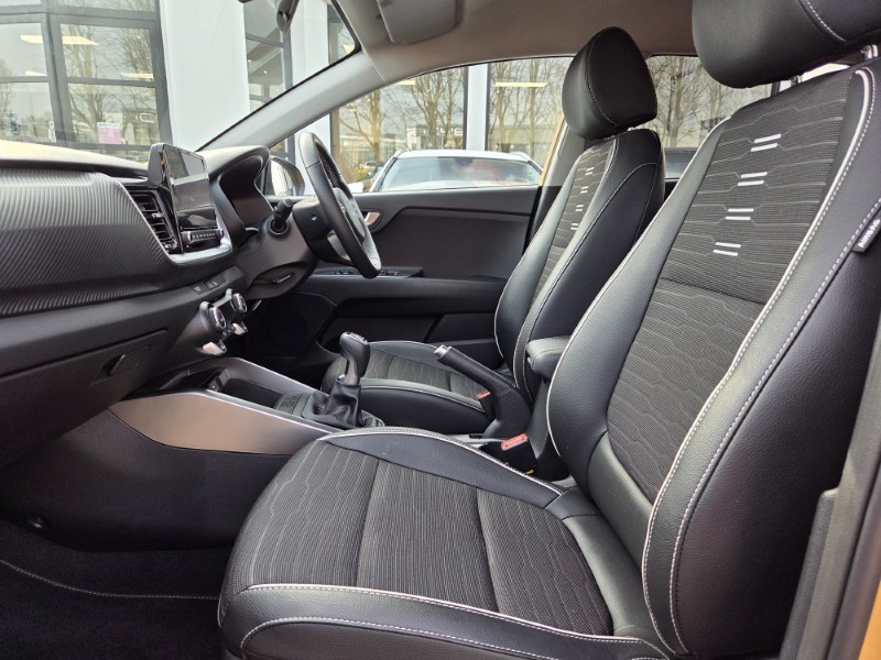 Used Kia Stonic 2024 for sale - 77975602: Photo 4