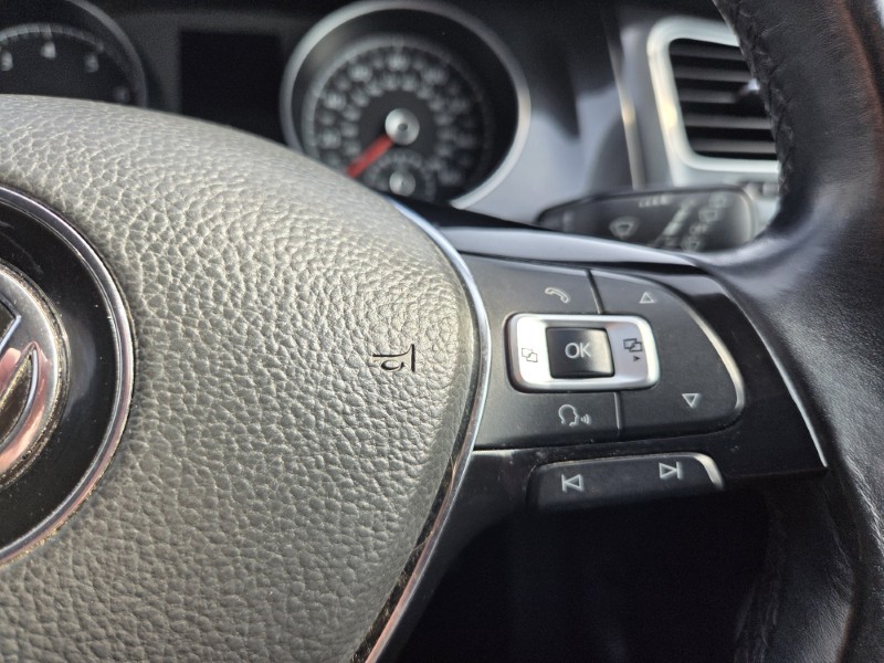 Used Volkswagen Golf 2017 for sale - 77975611: Photo 22