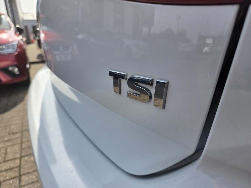 Used Volkswagen Golf 2017 for sale - 77975611: Photo 39