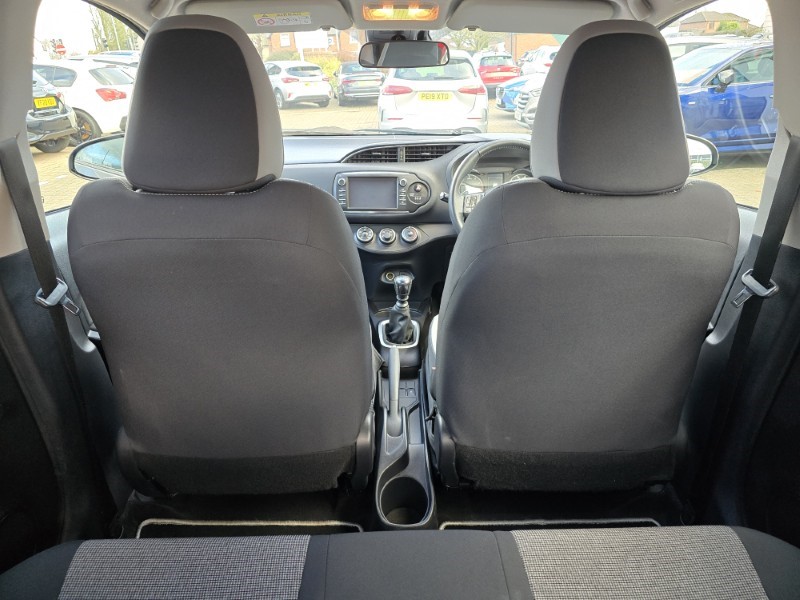 Used Toyota Yaris 2020 for sale - 77063488: Photo 19