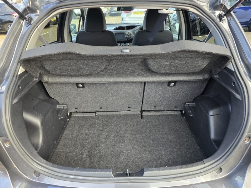 Used Toyota Yaris 2020 for sale - 77063488: Photo 20