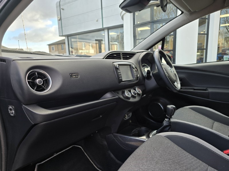 Used Toyota Yaris 2020 for sale - 77063488: Photo 26