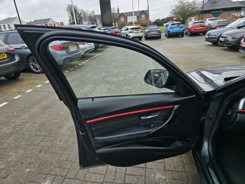 Used BMW 3 Series 2018 for sale - 77113030: Photo 24