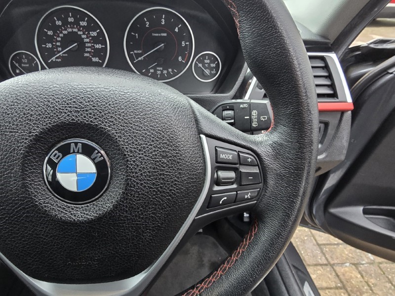Used BMW 3 Series 2018 for sale - 77113030: Photo 30