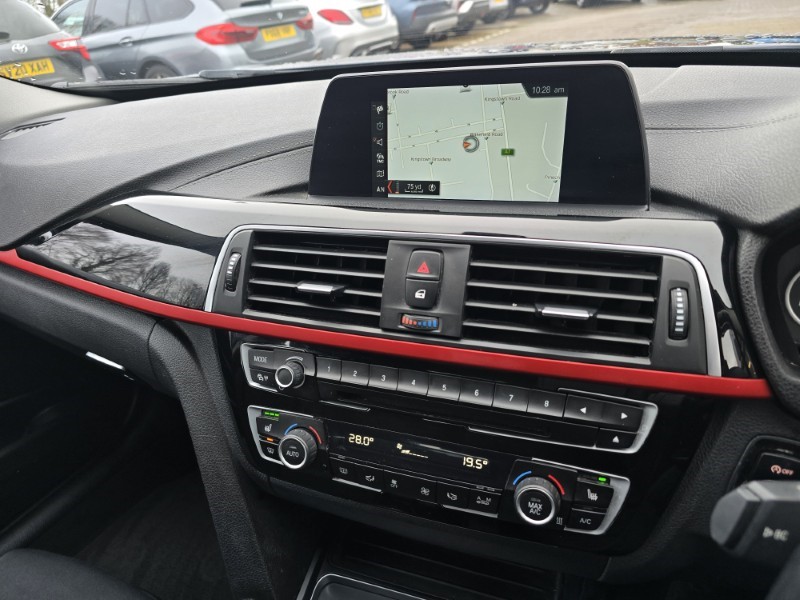 Used BMW 3 Series 2018 for sale - 77113030: Photo 44