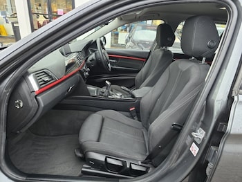 Used BMW 3 Series 2018 for sale - 77113030: Photo