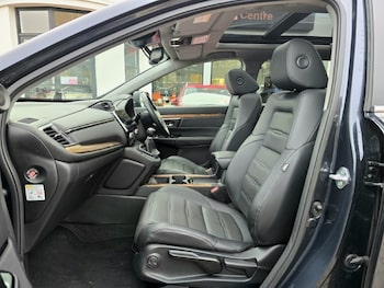 Used Honda CR-V 2019 for sale - 76981738: Photo