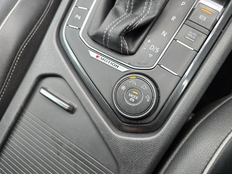 Used Volkswagen Tiguan 2018 for sale - 77220416: Photo 49