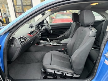 Used BMW 2 Series 2018 for sale - 77675530: Photo