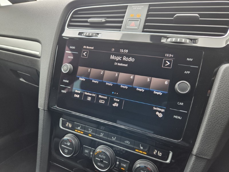 Used Volkswagen Golf 2017 for sale - 77973658: Photo 30