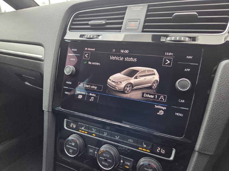 Used Volkswagen Golf 2017 for sale - 77973658: Photo 35