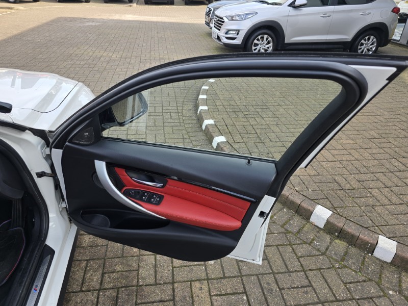 Used BMW 3 Series 2017 for sale - 77791274: Photo 26