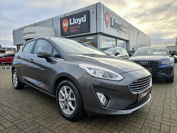 Used Ford Fiesta 2018 for sale - 77207090: Photo