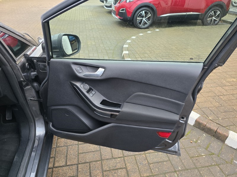 Used Ford Fiesta 2018 for sale - 77207090: Photo 25