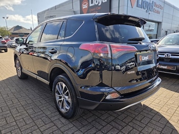 Used Toyota RAV4 2018 for sale - 78618023: Photo
