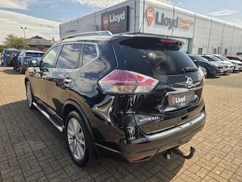 Used Nissan X-Trail 2017 for sale - 79512299: Photo