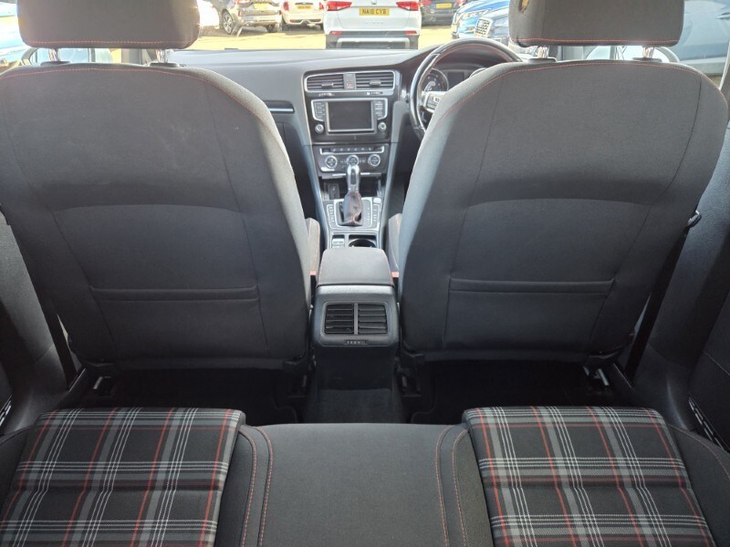 Used Volkswagen Golf 2016 for sale - 77915601: Photo 16