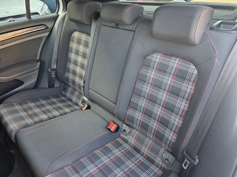 Used Volkswagen Golf 2016 for sale - 77915601: Photo 23