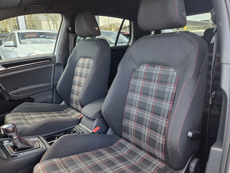 Used Volkswagen Golf 2016 for sale - 77915601: Photo 28