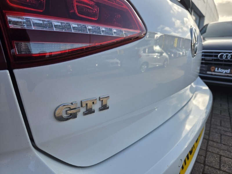 Used Volkswagen Golf 2016 for sale - 77915601: Photo 44