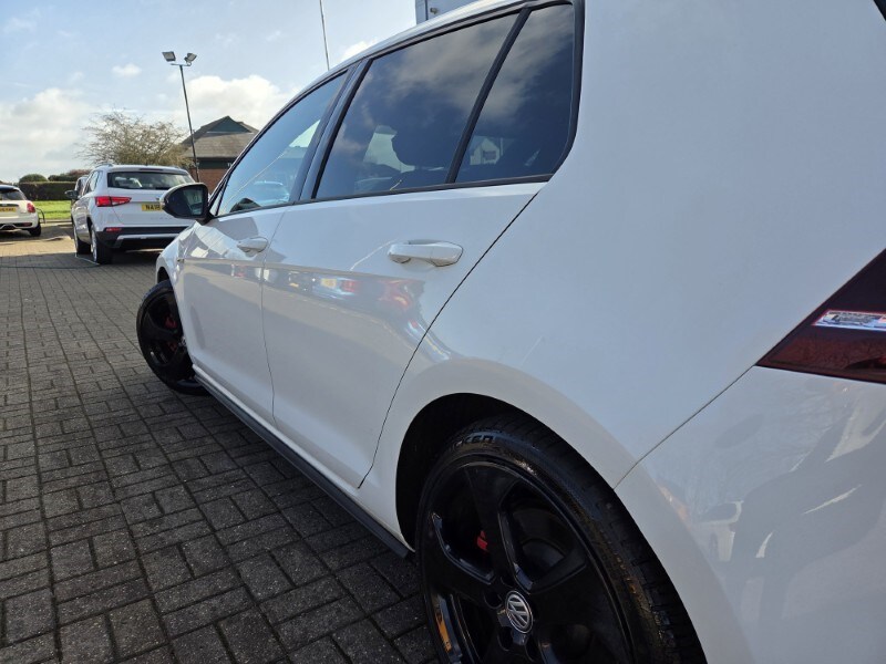 Used Volkswagen Golf 2016 for sale - 77915601: Photo 45