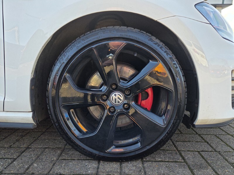 Used Volkswagen Golf 2016 for sale - 77915601: Photo 9