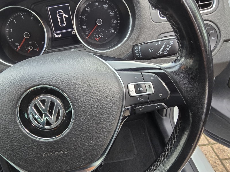 Used Volkswagen Polo 2017 for sale - 77300607: Photo 34