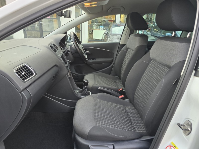 Used Volkswagen Polo 2017 for sale - 77300607: Photo 5