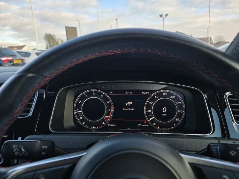 Used Volkswagen Golf 2017 for sale - 77077081: Photo 30