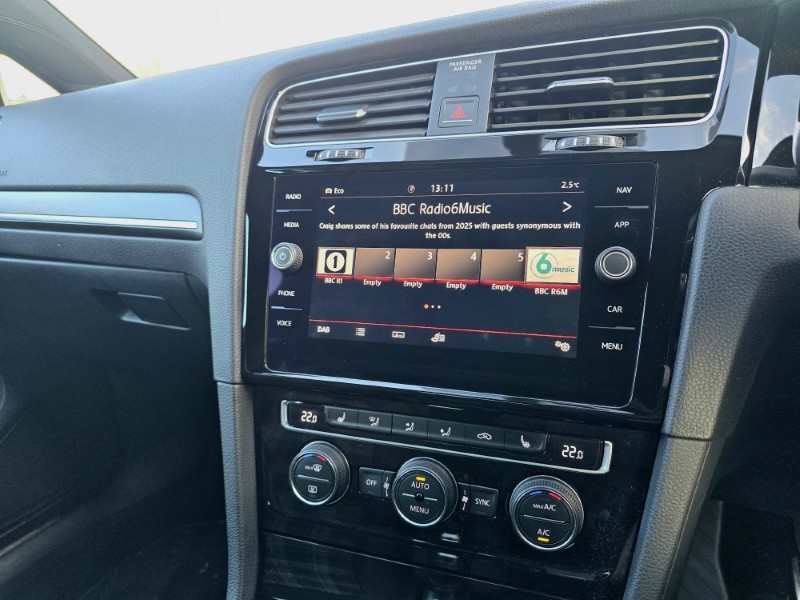 Used Volkswagen Golf 2017 for sale - 77077081: Photo 33