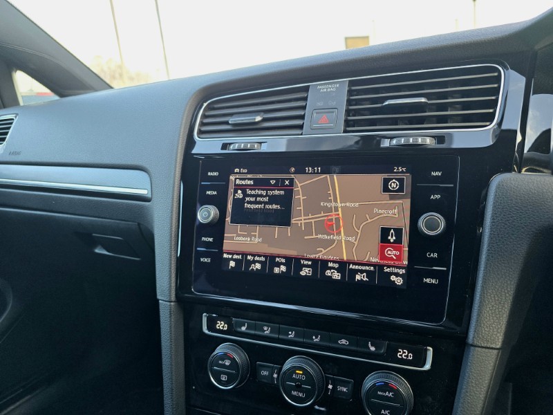 Used Volkswagen Golf 2017 for sale - 77077081: Photo 36