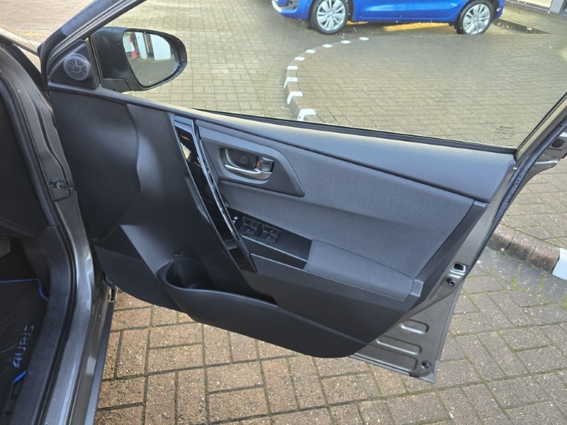 Used Toyota Auris 2017 for sale - 76981029: Photo 27