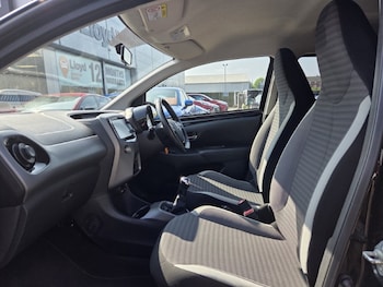 Used Toyota AYGO 2018 for sale - 79545299: Photo