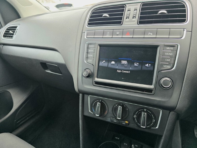 Used Volkswagen Polo 2017 for sale - 77541512: Photo 40