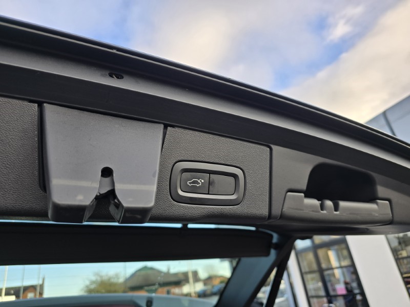 Used Volvo XC60 2018 for sale - 77233675: Photo 19