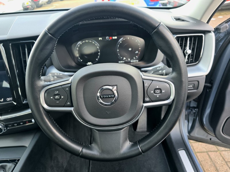 Used Volvo XC60 2018 for sale - 77233675: Photo 36