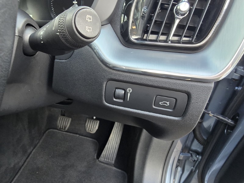 Used Volvo XC60 2018 for sale - 77233675: Photo 39