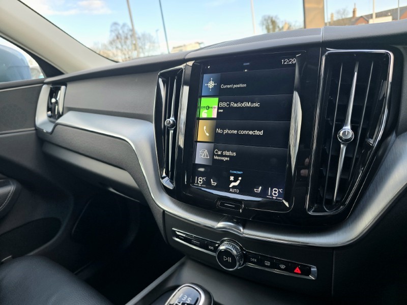 Used Volvo XC60 2018 for sale - 77233675: Photo 41