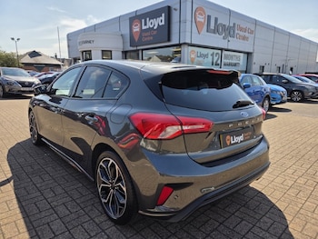 Used Ford Focus 2020 for sale - 79184108: Photo