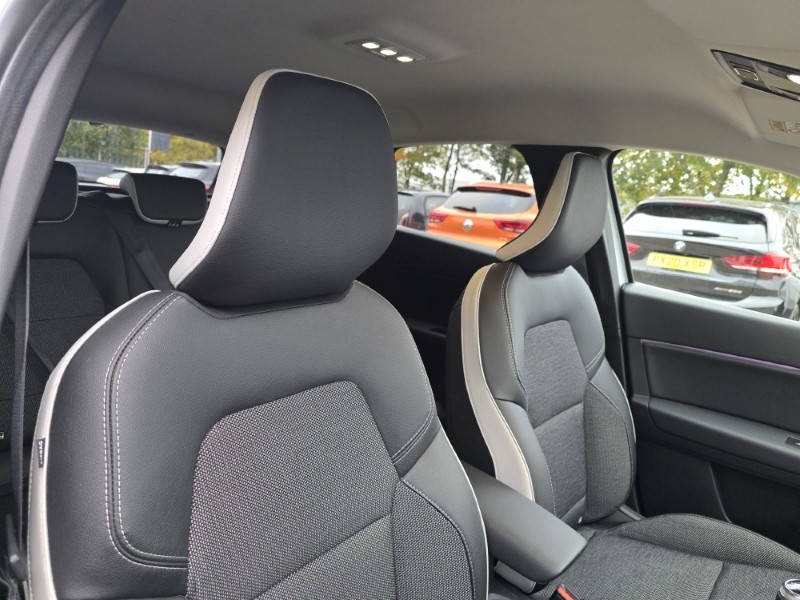 Used Renault Captur 2022 for sale - 76981480: Photo 31