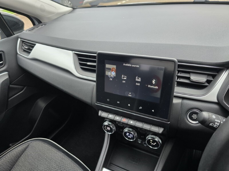 Used Renault Captur 2022 for sale - 76981480: Photo 42