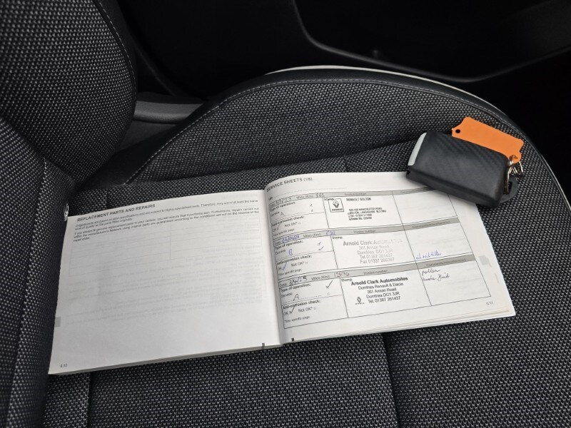 Used Renault Captur 2022 for sale - 76981480: Photo 44